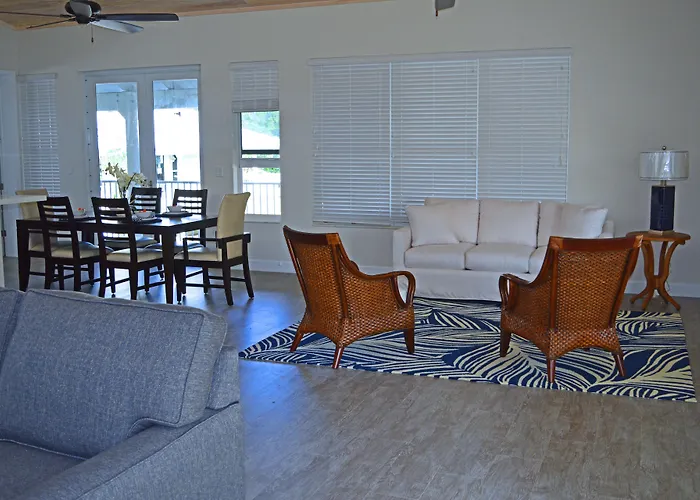 Dolphin Point Villas